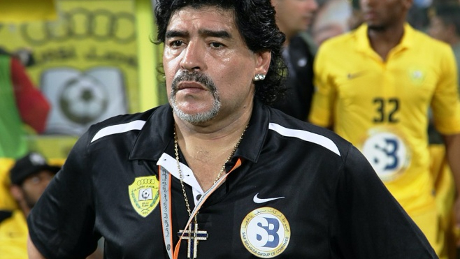Football : Diego Maradona vient de mourir !