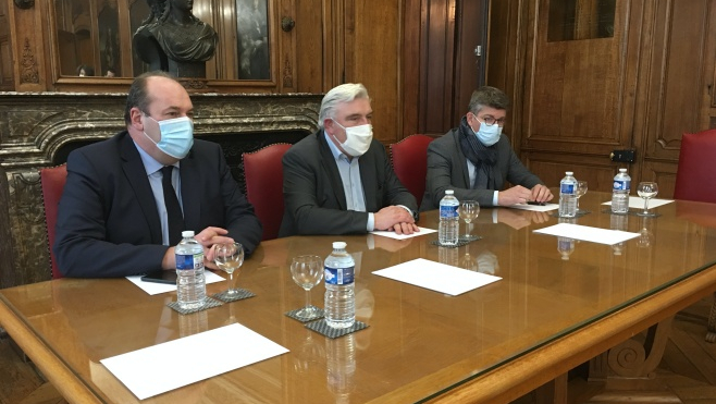 6 jours après le Brexit : Les sénateurs constatent les difficultés administratives des professionnels !