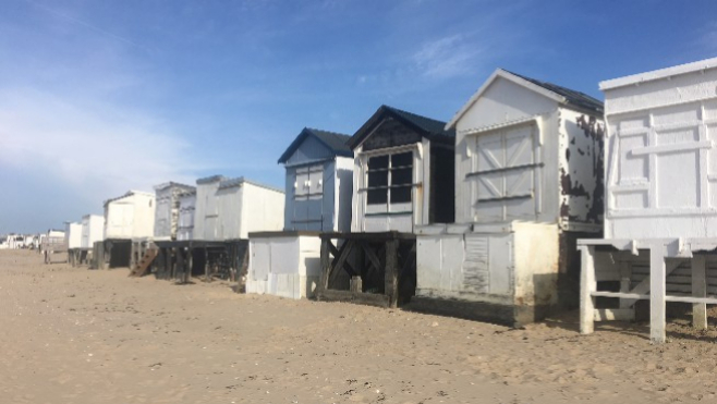 Première réunion de concertation sur les chalets de Blériot-Plage en sous-préfecture de Calais