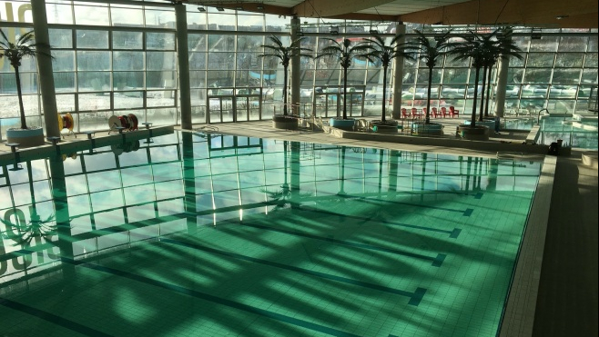 La piscine-patinoire Hélicéa ouvrira avec de nouveaux toboggans, vestiaires et une grotte de sel !