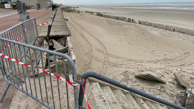 Touquet: un homme fonce délibérément sur la digue