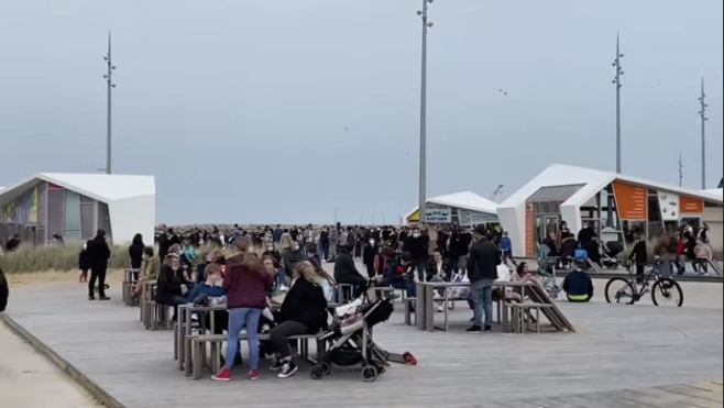 Soleil et températures quasi printanières ont attiré les foules sur le littoral