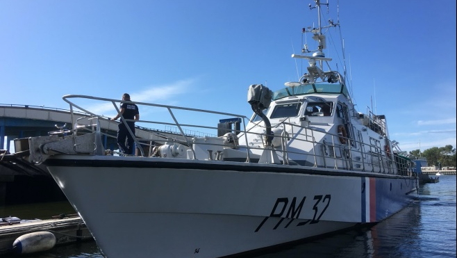 Une soixantaine de migrants secourus en mer lundi matin.