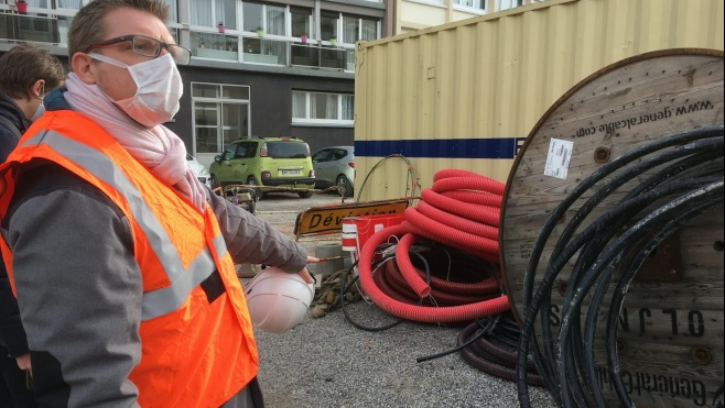 A Boulogne, la place de France en travaux : l'électricité puis un jardin....