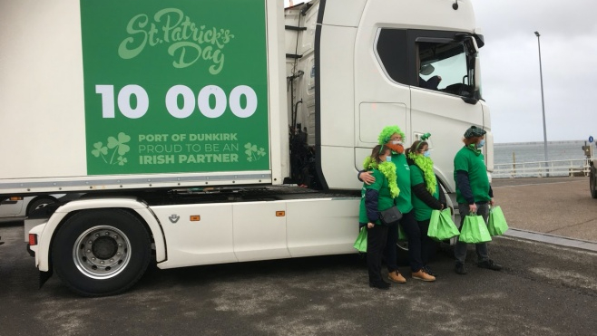 Le port de Dunkerque a fêté la Saint-Patrick avec le 10 000ième camion en partance pour l'Irlande !