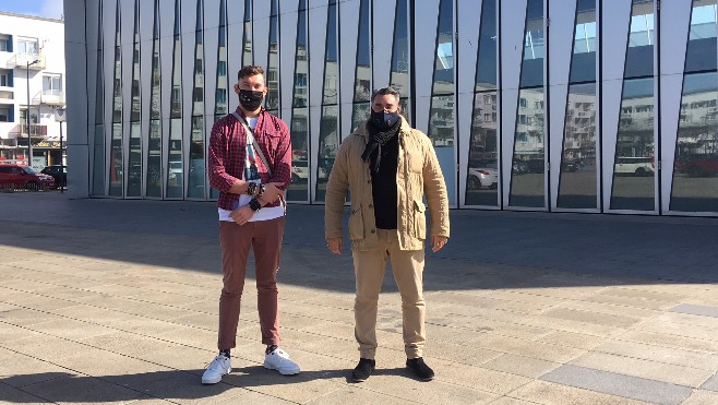 A Calais, l’association Lachez Nous Les Glaouis souhaite créer un festival de l’humour