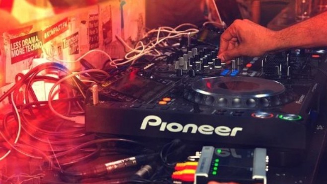 Réouverture des discothèques le 9 juillet, et reprise des concerts