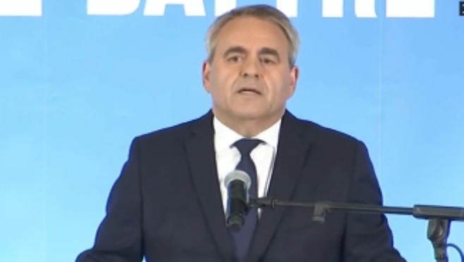  Nouvellement réélu à la tête des Hauts-de-France, Xavier Bertrand se projette un peu plus vers l’élection présidentielle