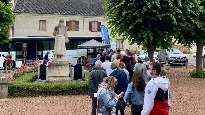 Déjà 2000 injections pour le Vaccino Car dans la Somme et le Pas-de-Calais