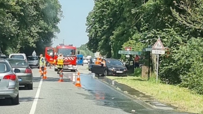 Conchil-le-temple : un accident entre un poids lourd et une voiture fait un blessé léger