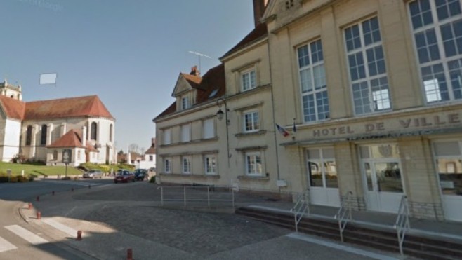 Une femme retrouvée morte chez elle près d’Abbeville, peut-être un féminicide.