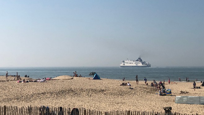 La baignade est de nouveau autorisée sur la plage de Calais