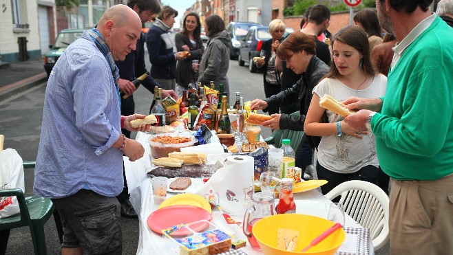 La ville de Dunkerque offre des paniers garnis pour la fête des voisins !