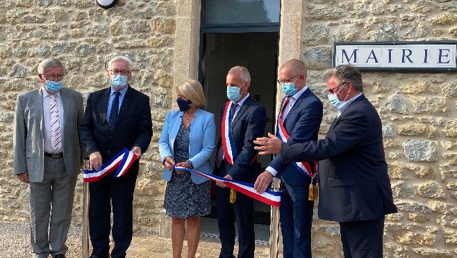 A Bellebrune, la mairie rénovée est équipée d'un « Tiers-lieux » !