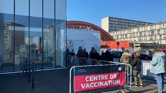 Le Centre de vaccination du Boulonnais revient sur le site de l’hôpital