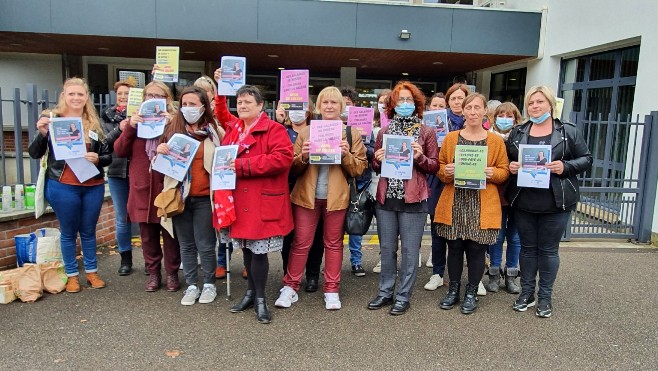 Abbeville : les AESH en grève pour exprimer leur ras-le-bol