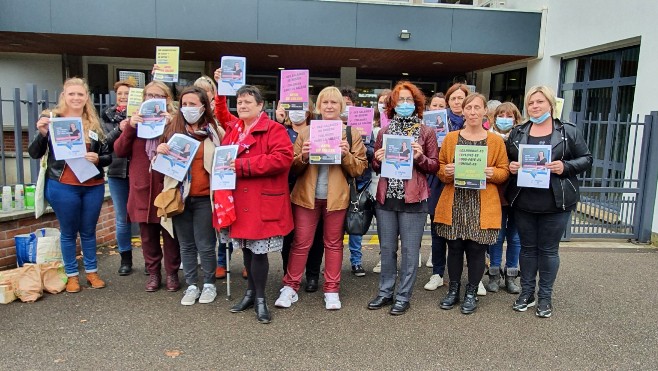 Abbeville : les AESH en grève pour exprimer leur ras-le-bol 