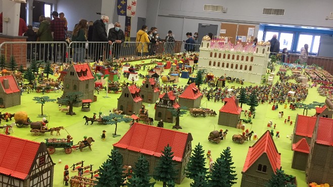 A Guînes, découvrez l’exposition Playmobil sur les 500 ans du Camp du Drap d’Or