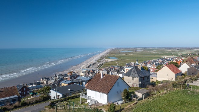 A Ault, la municipalité craint que le phénomène migratoire se développe comme à Calais.