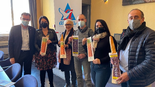 Abbeville: 10.000 baguettes seront vendues emballées dans un étui avec un « Violentomètre »