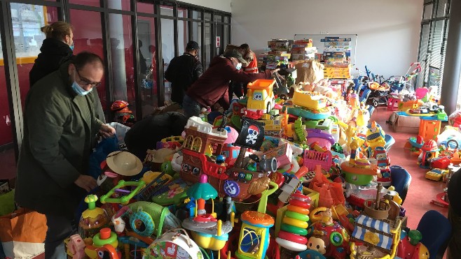 Des milliers de jouets redistribués par Marinéo aux associations boulonnaises !