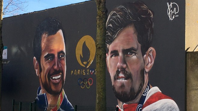 A Boulogne, le graffeur Kmu réalise une nouvelle fresque.