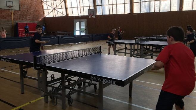 Les jeunes Outrelois retournent « jouer au Ping » avec l'APB !