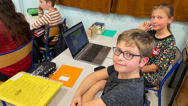 Rang-du-Fliers: l'école désormais équipée de deux classes mobiles