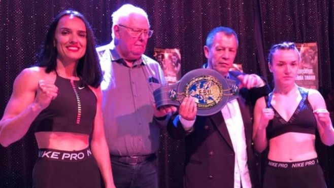 La boxeuse calaisienne Cassandra Crèvecoeur rêve d’une ceinture européenne