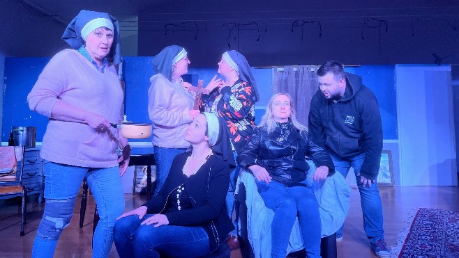 Le Petit Théâtre de Coulogne remonte sur scène avec Hystérie au couvent