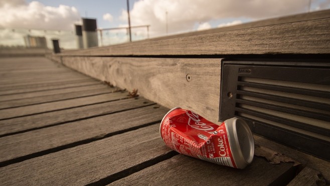 A Dunkerque, la ville et McDo luttent contre l’abandon des déchets