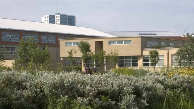 Mobilisation de parents d’élèves du lycée Léonard de Vinci à Calais pour faire face à l’absence d’un professeur d’économie