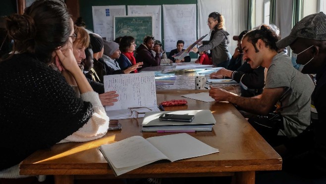 Un fond participatif pour former des étudiants à la médiation et l'interprétation auprès des migrants
