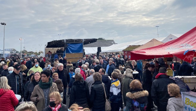 Ambiance folklorique ce week-end à Etaples pour la 28e édition du Hareng Roi