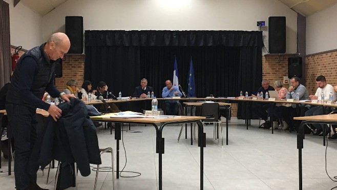 A Ambleteuse, le maire Stéphane Pinto face à une opposition et un ancien adjoint qui ne laissent rien passer !