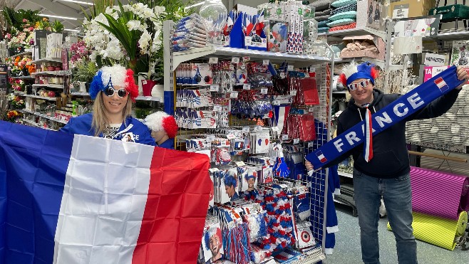 Demi-finale des Bleus: on s'attend à un regain de fréquentation dans les magasins de décoration festives