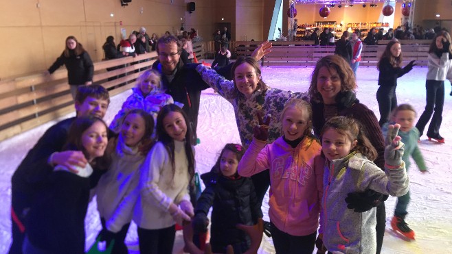 A Calais, la patinoire éphémère remporte un vif succès