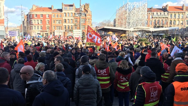 Contre la réforme des retraites, 8 à 10 000 personnes dans les rues de Dunkerque.