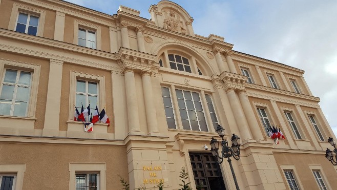 Un concert rock ce soir au Palais de Justice de Dunkerque !