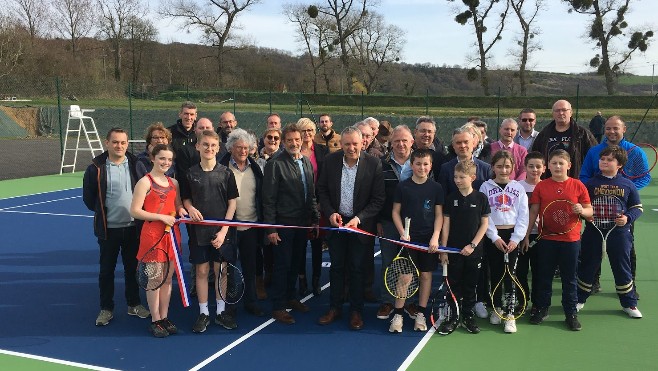 A Samer, deux nouveaux de terrains de tennis extérieurs ont été inaugurés au stade Jean Basilien.