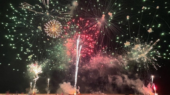 Une grande parade et un feu d'artifice ce samedi soir pour la clôture des Cerfs-Volants à Berck