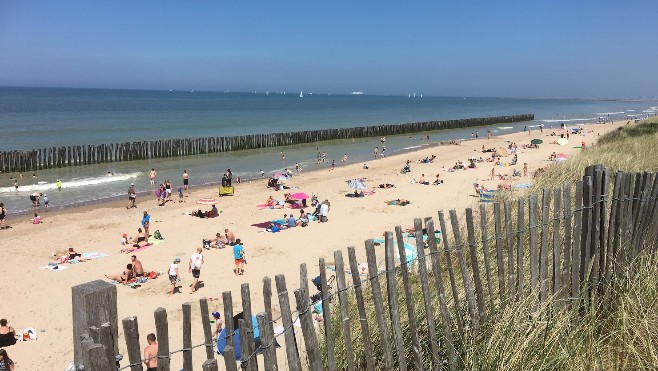 Calaisis : la qualité des eaux de baignade est excellente sur la plage des Dunes à Oye-Plage !