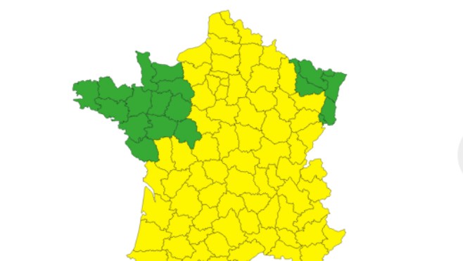 Alerte jaune aux orages dans les Hauts-de-France.