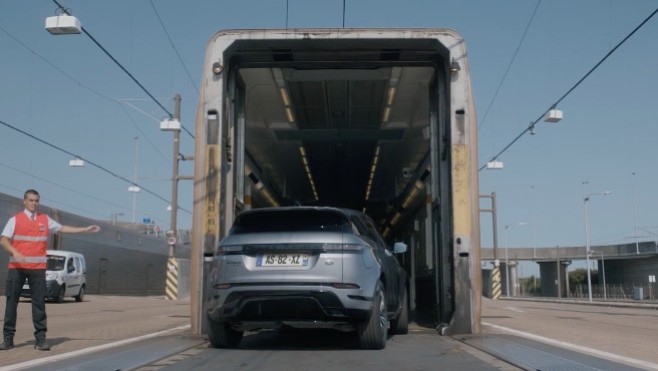 Eurotunnel : le trafic des poids-lourds en baisse en juin, légère hausse pour les véhicules de tourisme