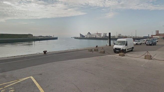 Calais : le corps d’un homme retrouvé dans une voiture dans le bassin du paradis.