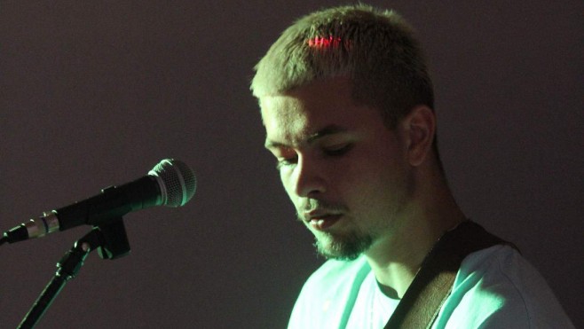 A 19 ans, Pierre Cléry, est un jeune chanteur du Montreuillois, en pleine ascension