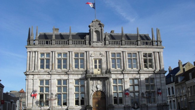 A Bergues, le maire va aussi jouer au loto du patrimoine !