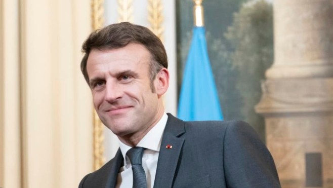 Le Président de la République reçoit des calaisiens aujourd’hui.