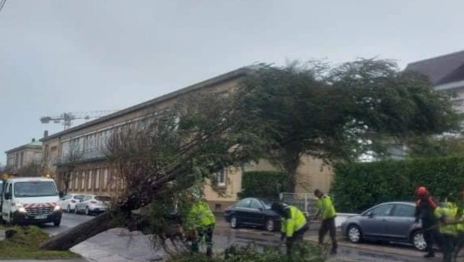 A peine 24h après son passage, la tempête Ciara a laissé des traces