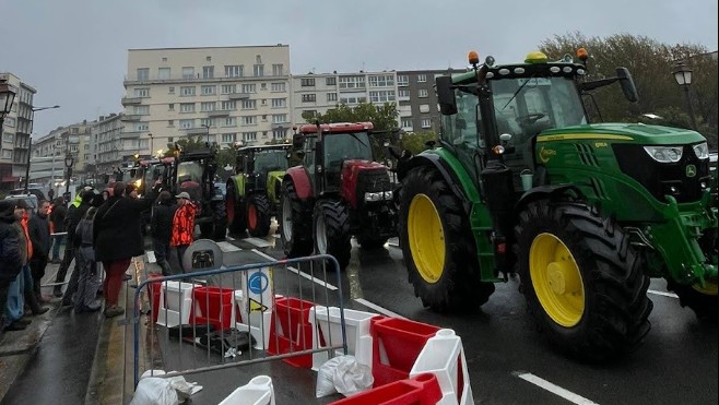 A Boulogne-sur-mer, les agriculteurs réclament plus d'ouvertures du barrage Marguet !